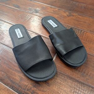 Steve Madden Black Slide Sandals